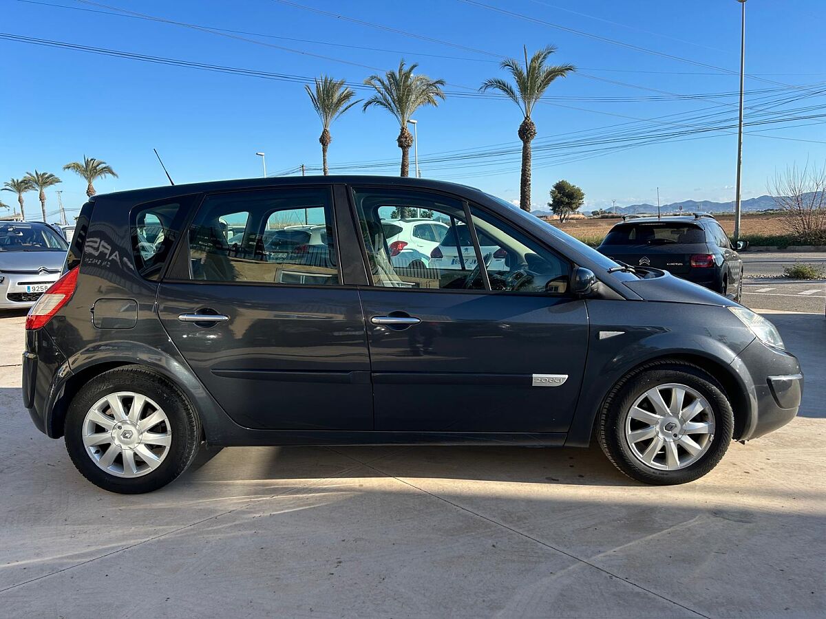 RENAULT SCENIC DYNAMIQUE 2.0 DCI SPANISH LHD IN SPAIN 101000 MILES SUPERB 2006